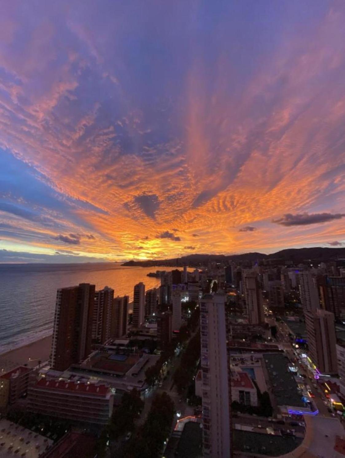 Apartment Seimar Benidorm Con Vistas Al Mar Eksteriør billede